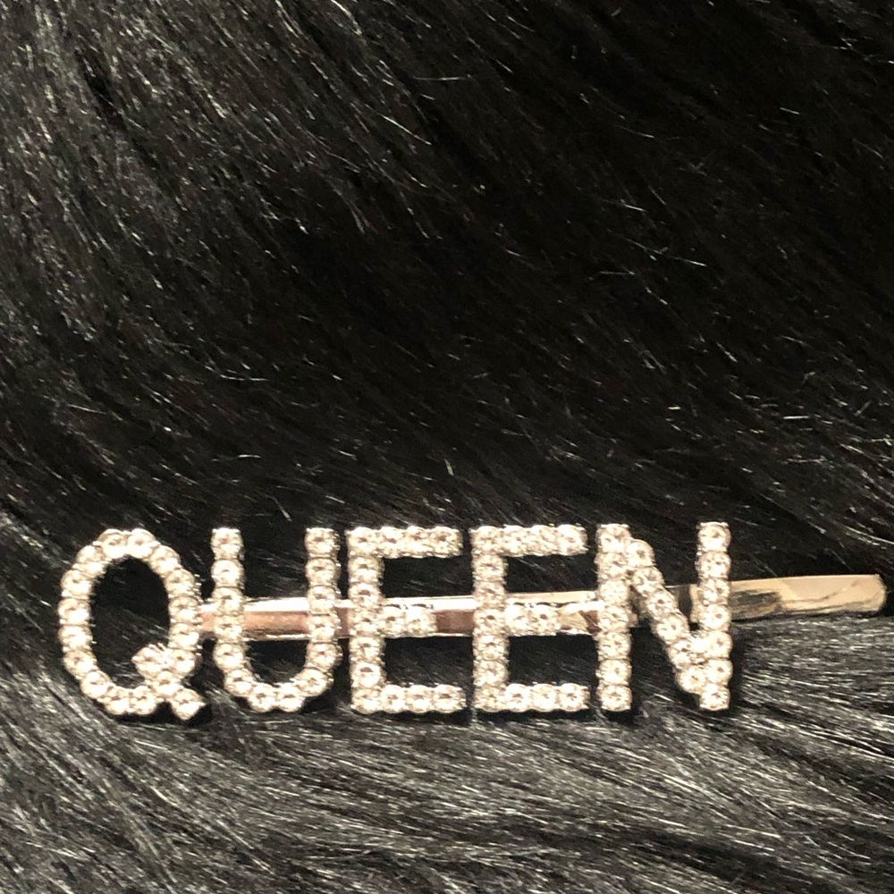 ‘QUEEN' Rhinestone Hair Pin